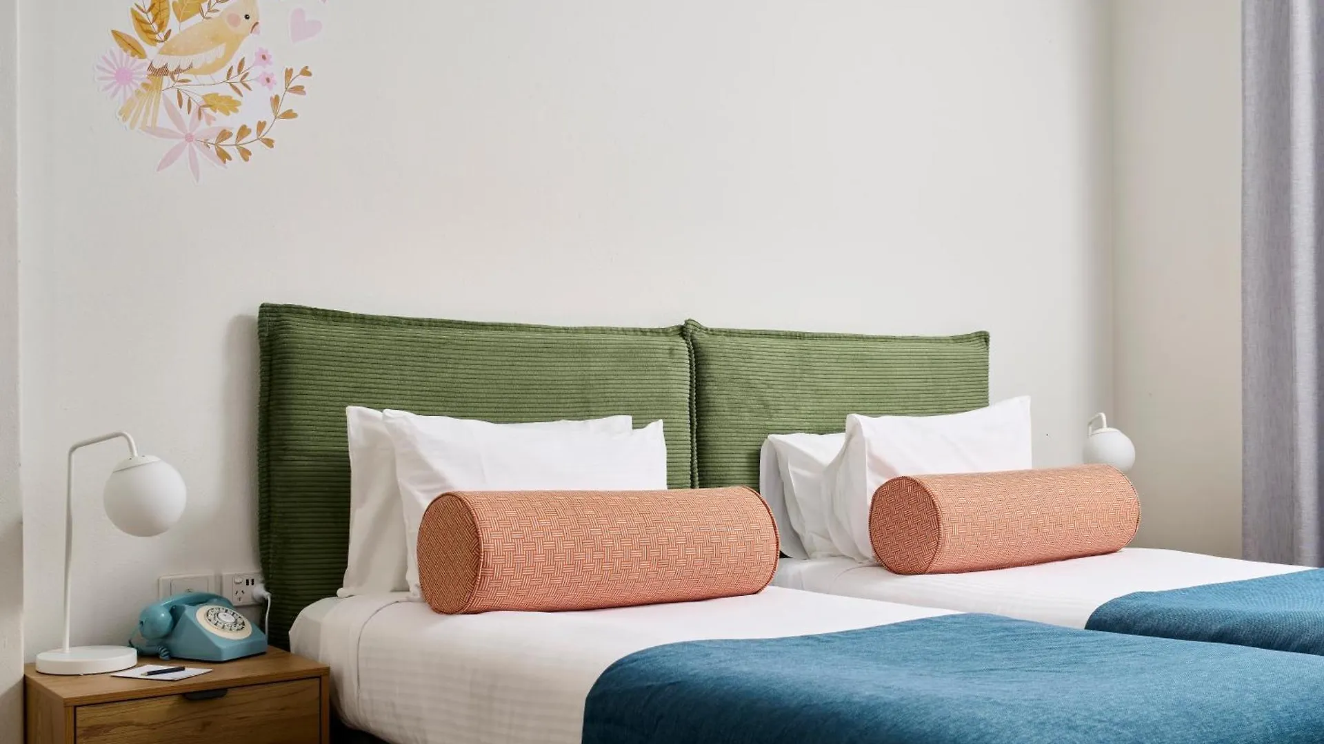 Baileys Parkside Motel By Vetroblu Perth Australia