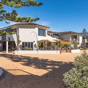 Resort Quality Sorrento, Perth