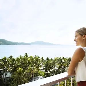 reef-view-hotel.queenslandhotels.net/